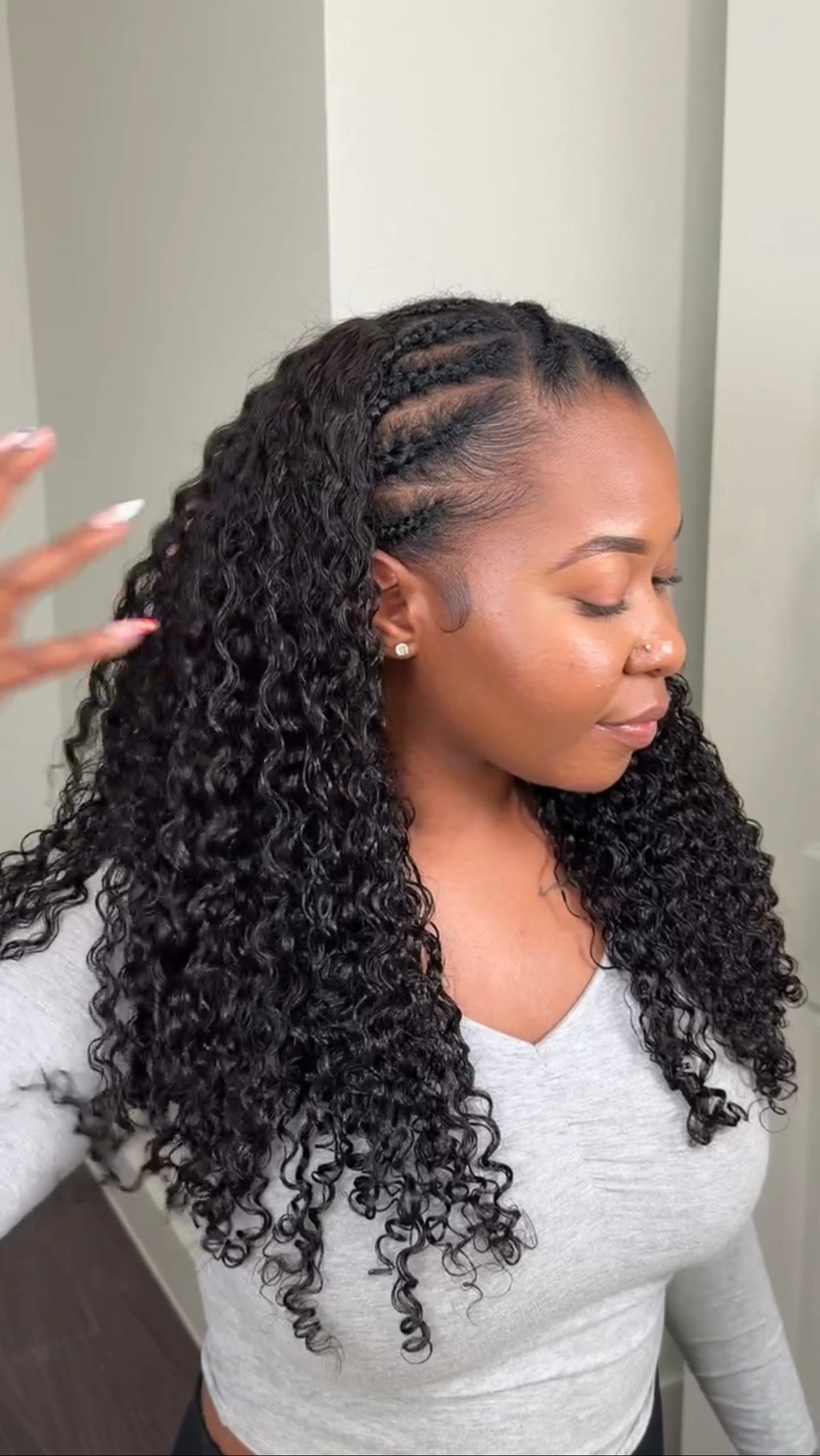 Mia - 24” Burmese Curly Half Wig